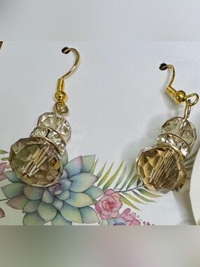 Elegant Gold Crystal Drop Earrings - Women Jewelry